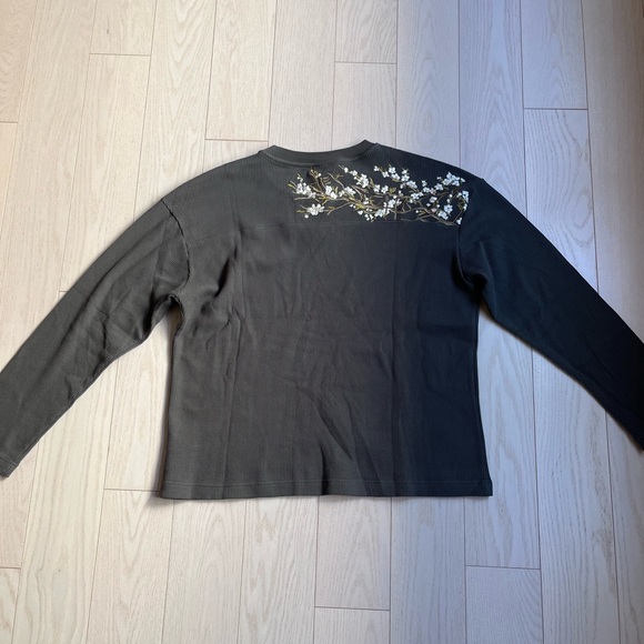 Derschutze “Blossom” Waffle Longsleeve – Anthracite - Picture 2 of 5